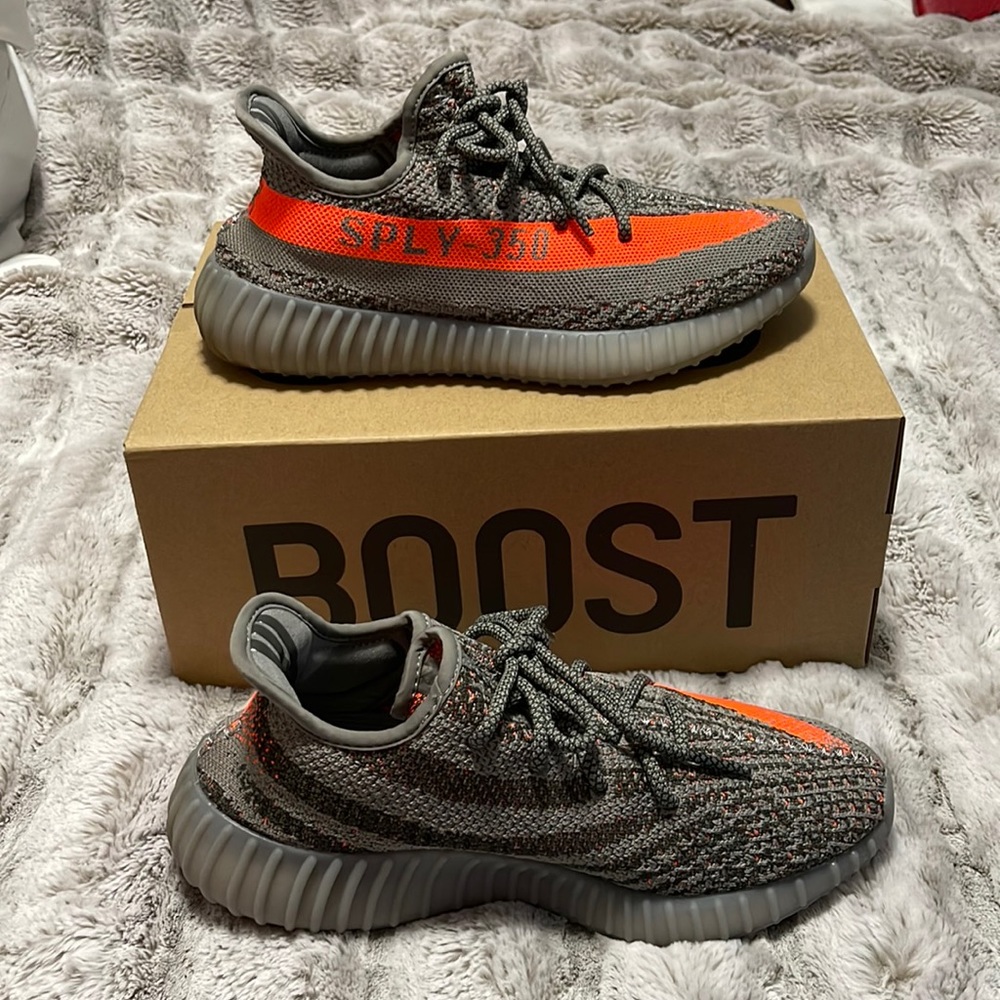 yeezy boost 350 v2 beluga / stegry / solred
